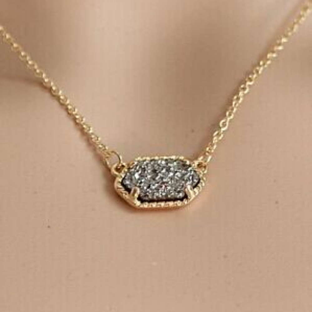 Quartz Oval Pendent Druzy Necklace NWOT
